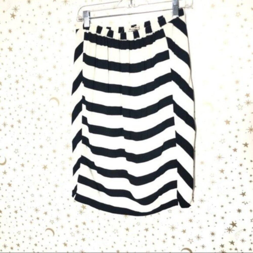 Madewell Broadway and Broome Womens Size M White Knee Length Striped Skirt